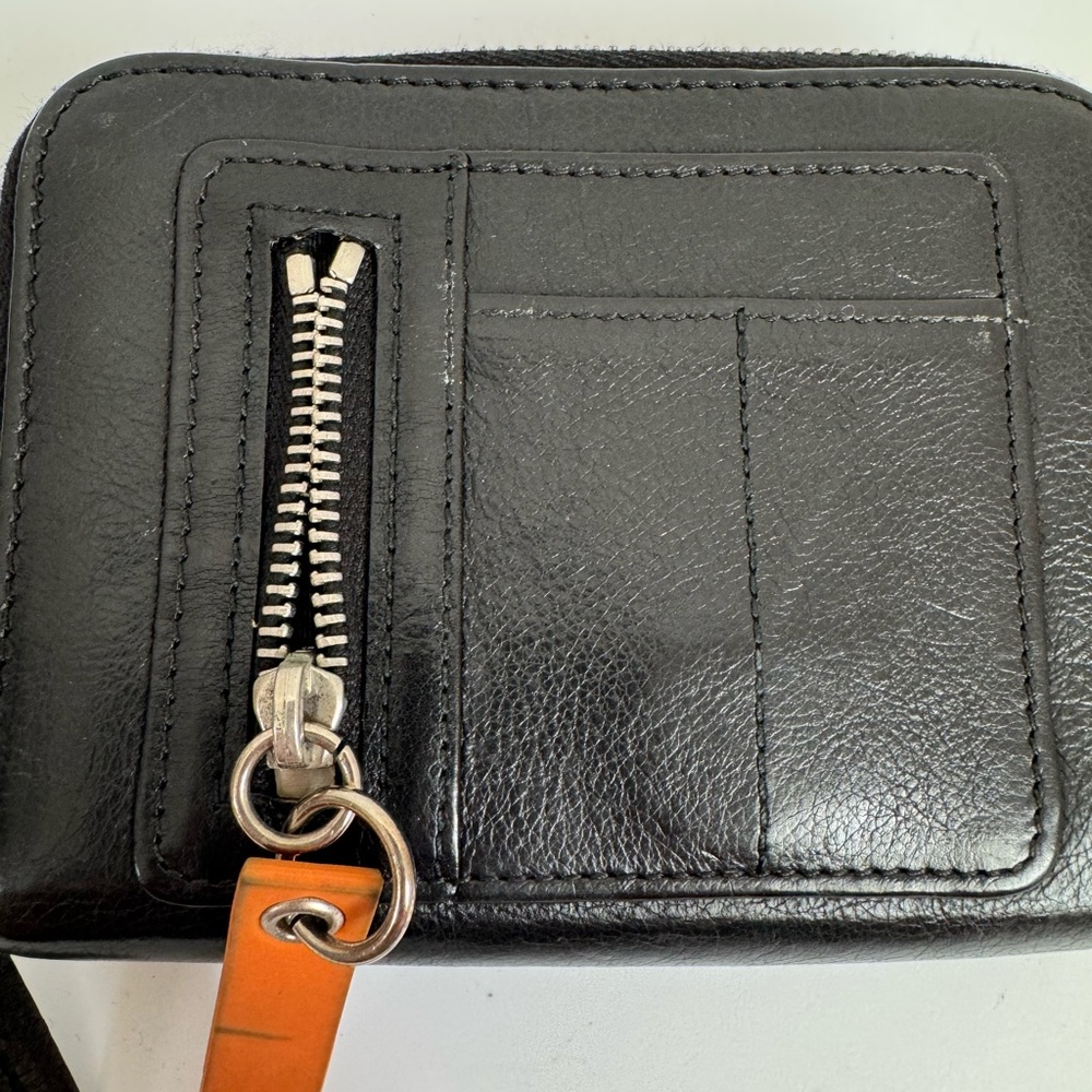 Dior Black Leather bifold wallet- pls read description - Picture 7 of 9